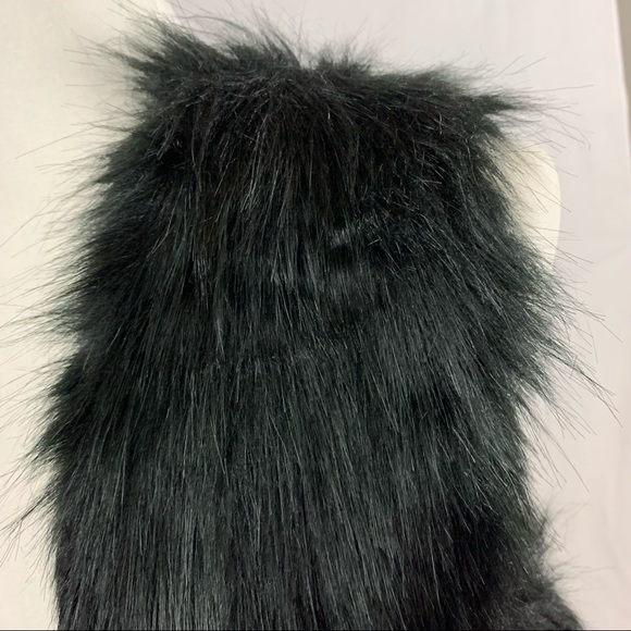 NWT | Shelly Collection | Black Faux Fur Vest | Sz S - Picture 16 of 16